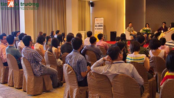 [-]“Hạ[-]Về[-]2015”[-]của[-]cựu[-]học[-]sinh[-]Lê[-]Hồng[-]Phong[-]chính[-]thức[-]khởi[-]động